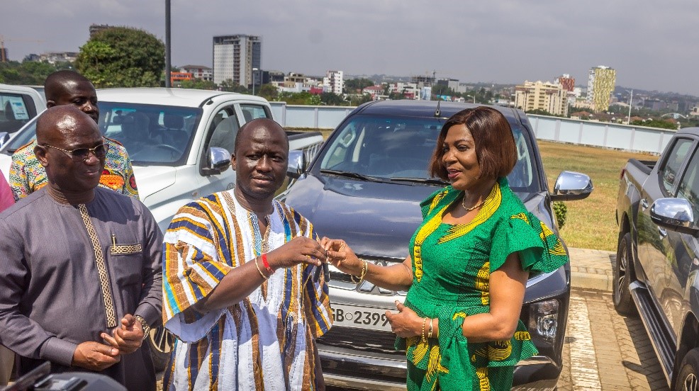 Government hands over pick-up vehicles to coastal fishing communities.