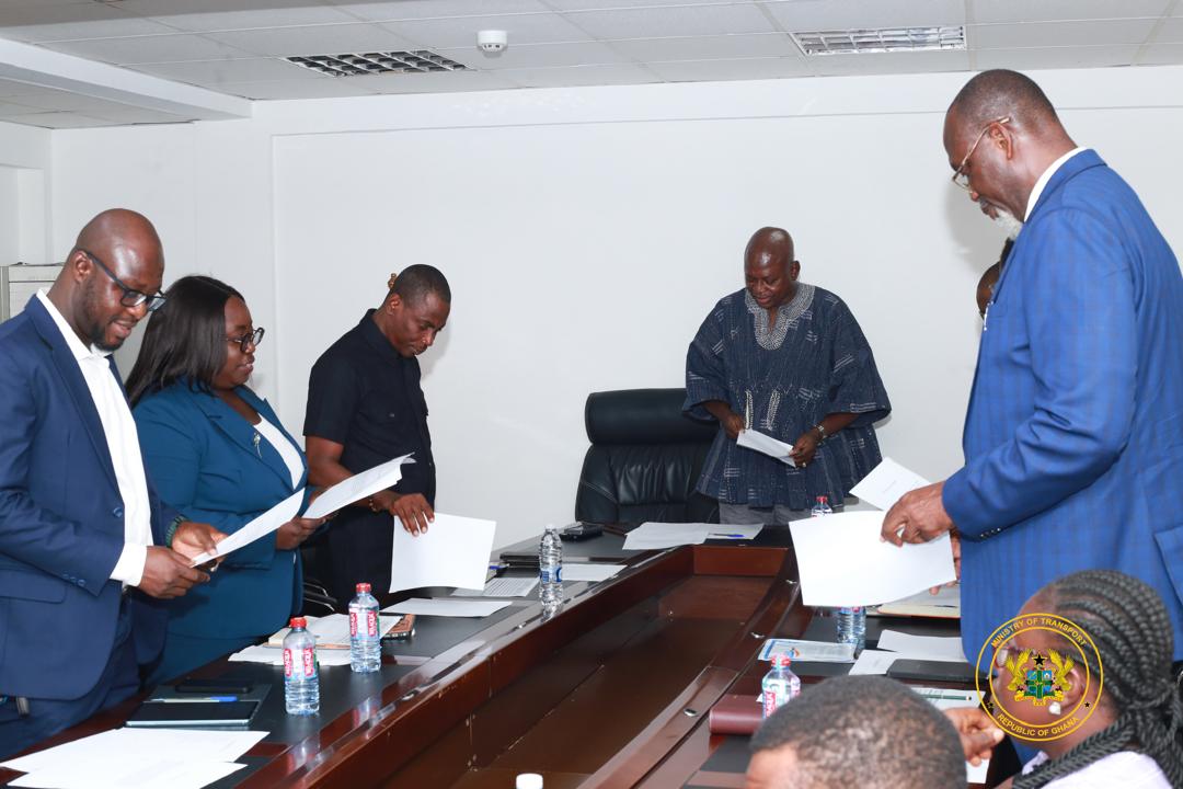 TRANSPORT MINISTER  SWEARS IN ENTITY TENDER COMMITTEE MEMBERS