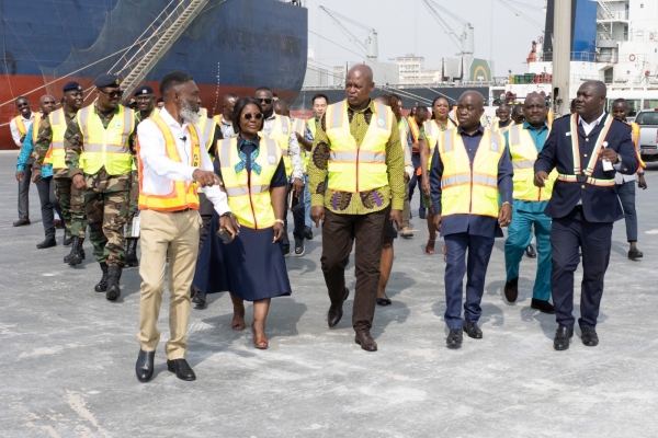 MINISTER INSPECTS DREDGING WORKS AT TEMA PORT, TOURS JAMESTOWN FISHING HARBOUR