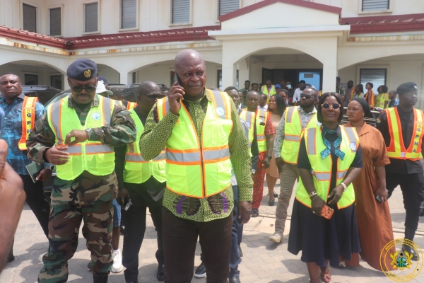 MINISTER INSPECTS DREDGING WORKS AT TEMA PORT, TOURS JAMESTOWN FISHING HARBOUR